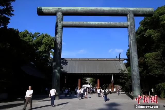 石破茂靖国神社祭品供奉，历史背景、事件影响与时代地位分析