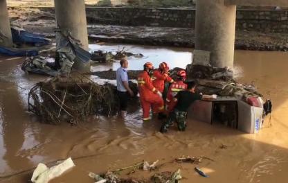 河南爆炸事件背后的自然美景探索，寻求内心平静之旅