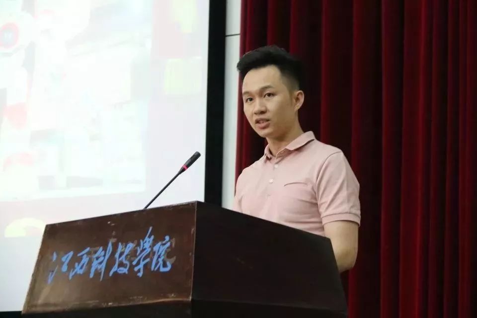 刘源最新动态，变化中的力量，学习铸就自信与成就