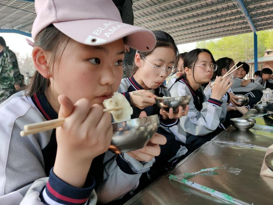 最新电影排行，银幕背后的力量，激发生活每一帧的自信与激情